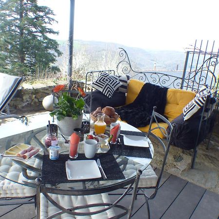 Louradou-Sur-Ciel Bed and Breakfast Jouqueviel Buitenkant foto